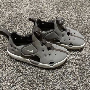 Nike Kids Grey Sunray Protect Water Shoes